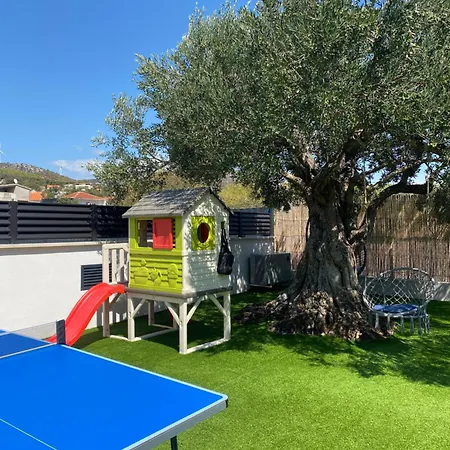 Luxury Diana With Heated Pool And Jacuzzi Villa *