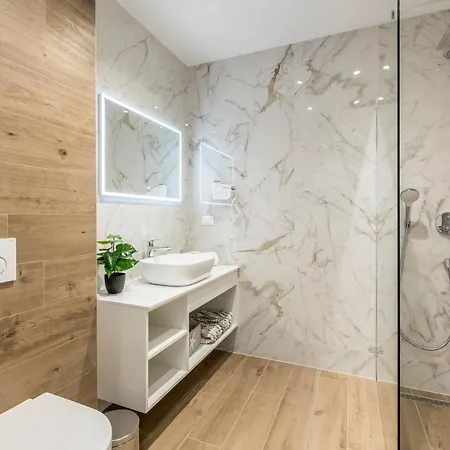 Willa Luxury Diana With Heated Pool And Jacuzzi *