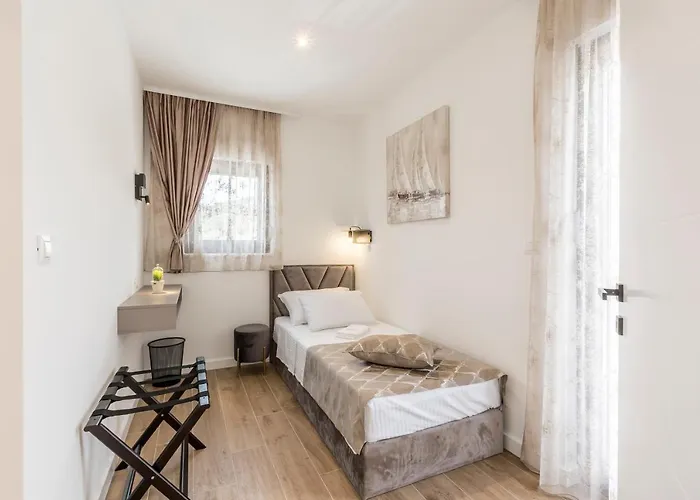 Villa Luxury Diana With Heated Pool And Jacuzzi *